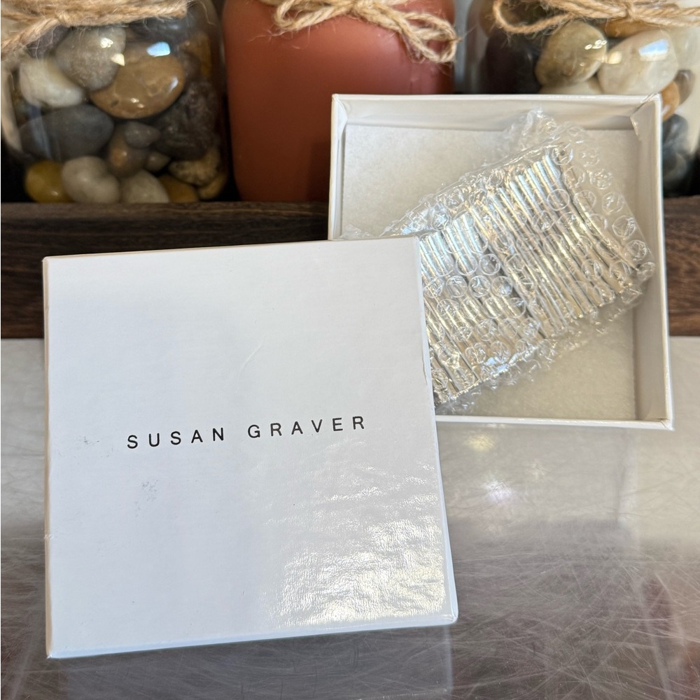 Susan Graver Silver Plated Flexible Stretch Slip On Cuff Bracelet ~ New in Box!